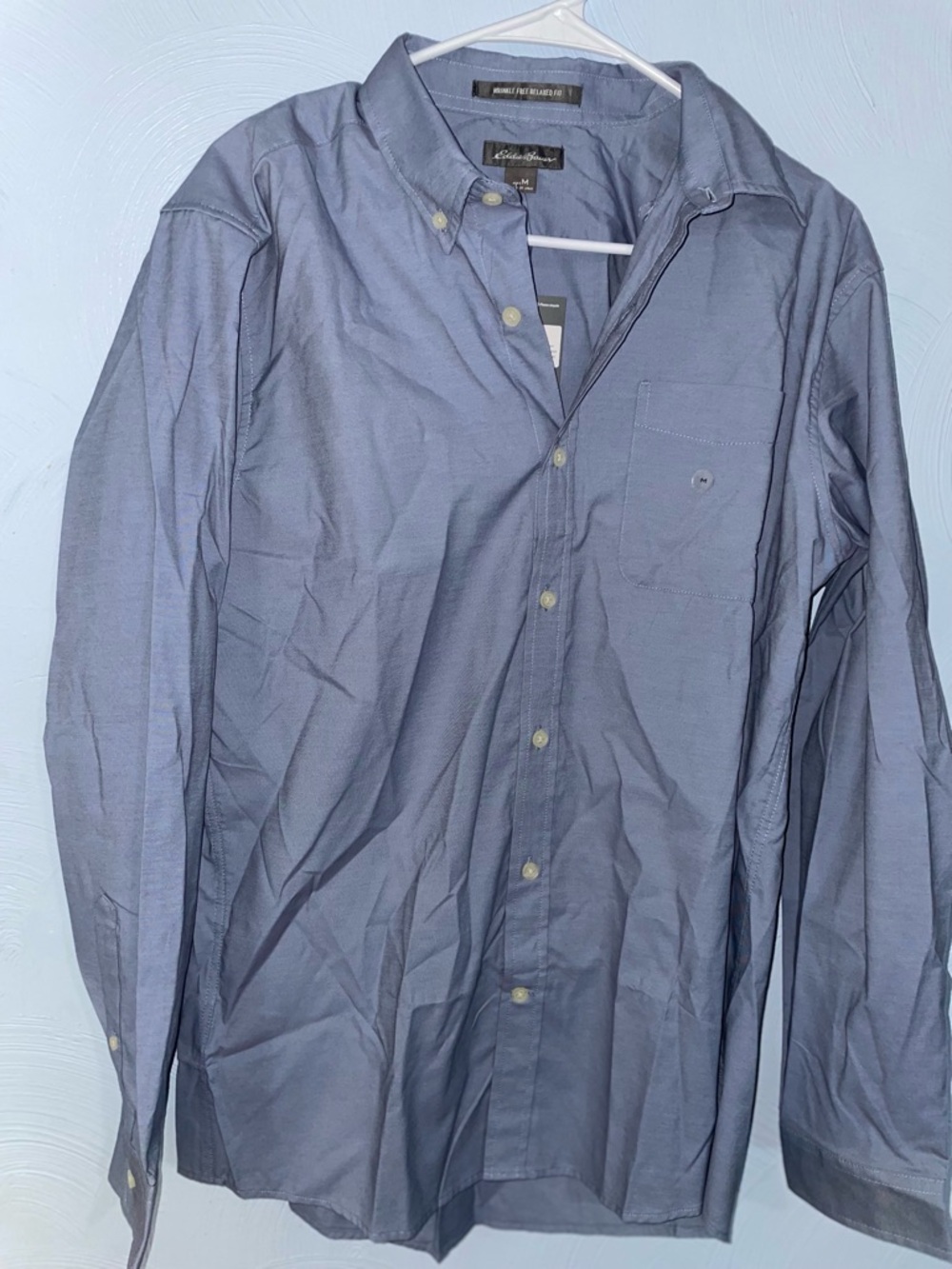 NWT Men’s Medium Eddie Bauer Long Sleeve Blue Button Down Shirt